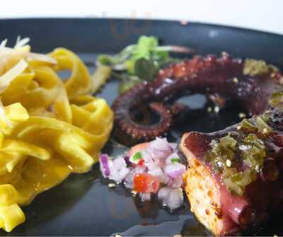 Pituca Parilla & Cocina Peruana