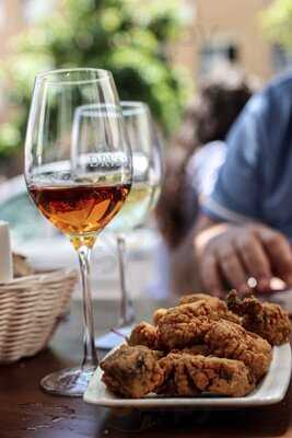 La Campana De Muelle