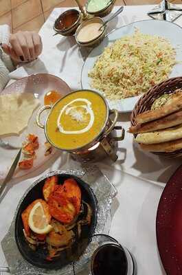 Royal Tandoori Indian Restaurant