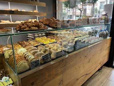 Ioan Pastelería Y Panadería