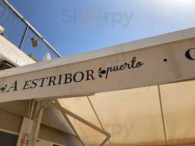 A Estribor Puerto