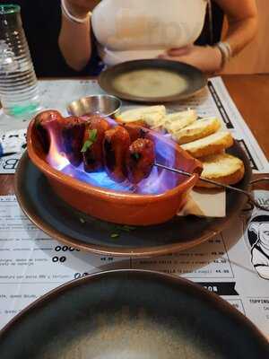 Bulldog Burger & Cocktail Bar - Photo 8