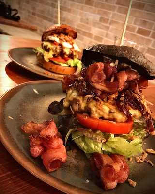 Bulldog Burger & Cocktail Bar