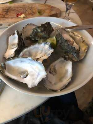 Saint-germain Wine Bar