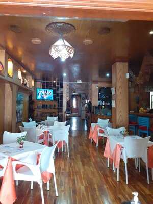 "la Bodeguita Cubana"