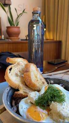 Faire Brunch & Drinks