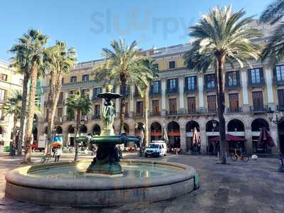 L' Ambos Mundos Restaurant