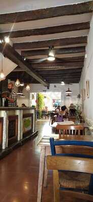 La Republica De Burinons