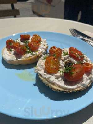 Four Coffee & Bistro