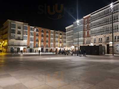 Restaurante L'arruzz Burgos & Café Ibañez Chocolatería