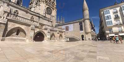 Restaurante L'arruzz Burgos & Café Ibañez Chocolatería