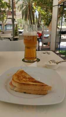 Sabor Bar/restaurant