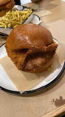 Patapollo Restaurant