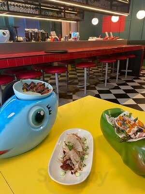 Las Chicas Los Chicos Y Los Maniquis