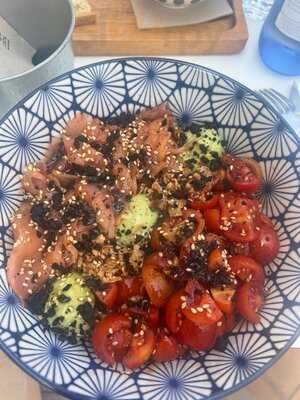 Woody’s Pretty Healthy Kitchen