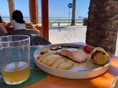 Maüi Beach Gastrolunge