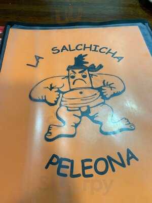 La Salchicha Peleona