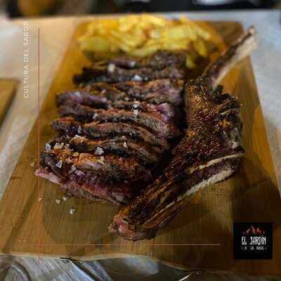 El Jardín De Las Brasas