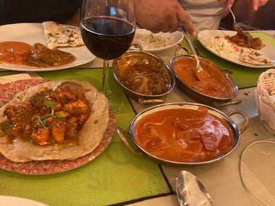 Mantra Indian Tandoori And Curry
