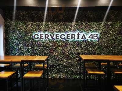 45 Grados - Milanesas Argentinas & Cervezas Artesanas