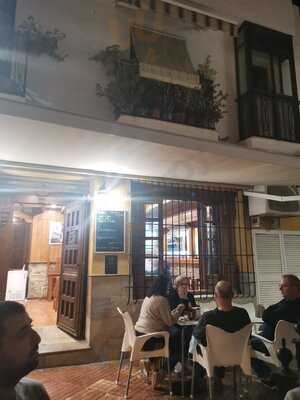 La Taberna Del Barrio