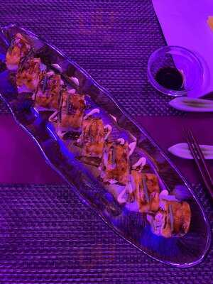 Tōru Sushi Experience