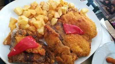 Café Bar El Velero ( Comida Casera)