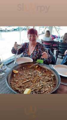 Único Restaurant & Wine Bar