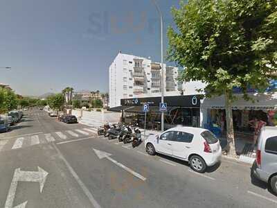 Único Restaurant & Wine Bar