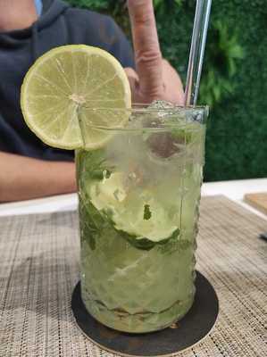 Food & Sunset Restaurant