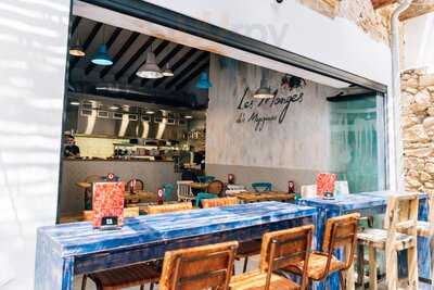 Les Monges Dels Magazinos