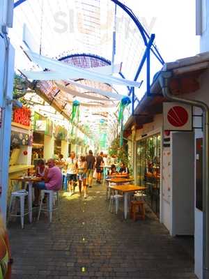 Les Monges Dels Magazinos