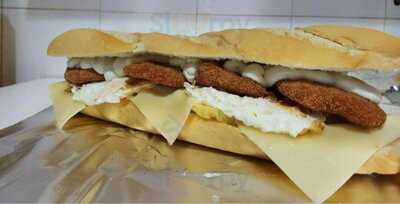 Velázquez, 15, 11010 Cádiz