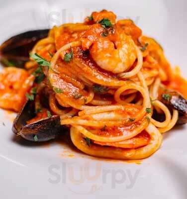 Sale & Pepe Spaghetteria - Taperia