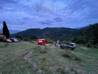 La Corbella Lounge Club