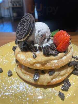 Zenith Brunch & Cocktails