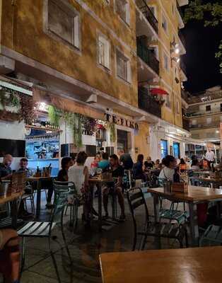 Te-piko Drinks And Food.