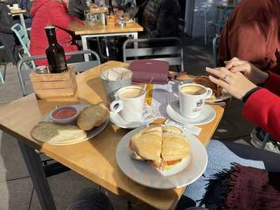 Te-piko Drinks And Food.