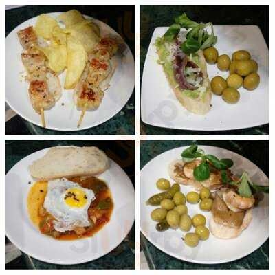 La Chimenea Restaurante Pizzería Asador