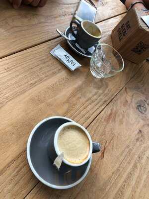 Eat Sleep Cycle Cafè Restaurant