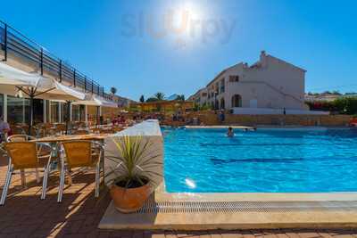 The Pot Lounge & Restaurant