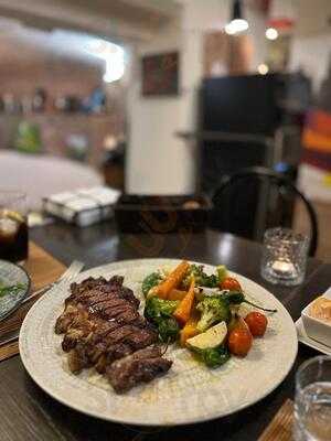 El Carbó Restaurant