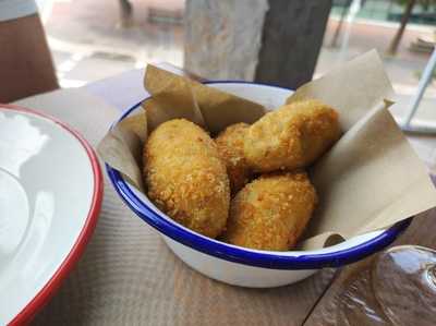 Al Karbón Urban Grill