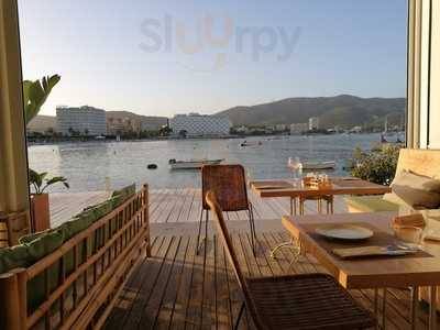 La Vista Bar And Kitchen