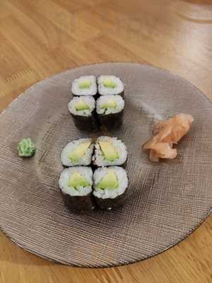 UmĒ Sushi