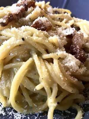 L'italiano Gastrobar Pizzeria