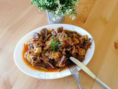 Bar Cafetería La Zarza