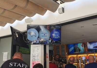 Yolo Sports Bar - Las Americas Tenerife