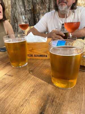 Cervecería Café Mondragón