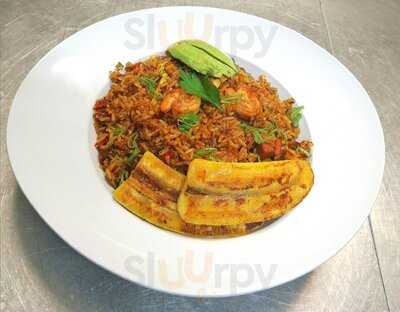 Las Palmeras Restobar Latino